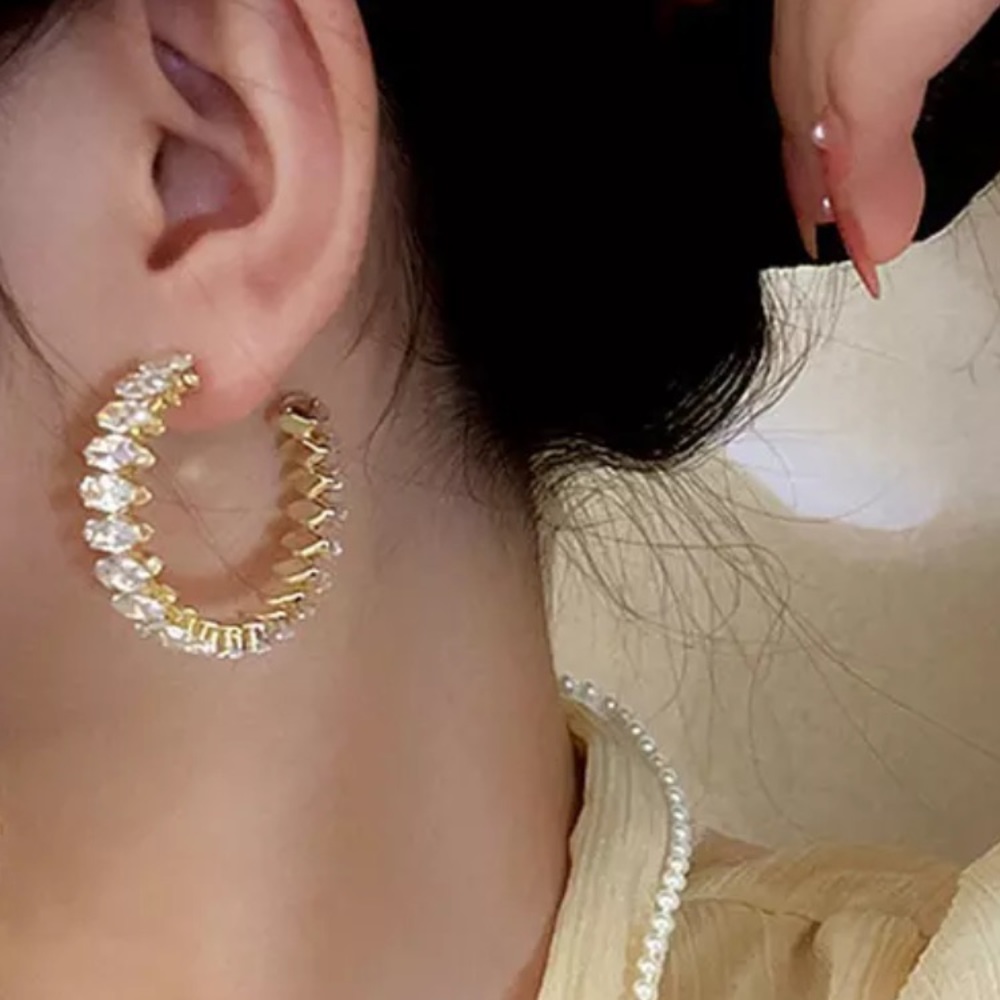 Luxury Gold Plated Crystals Hoop Earrings - Picture 2 of 4